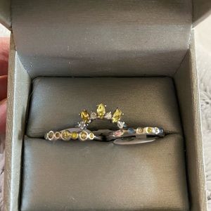 Fragrant Jewels Silver Tone SUNFLOWERS Stackable Crystal Stone Ring Trio 7 Set